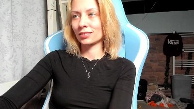 Karoline121 from Georgia