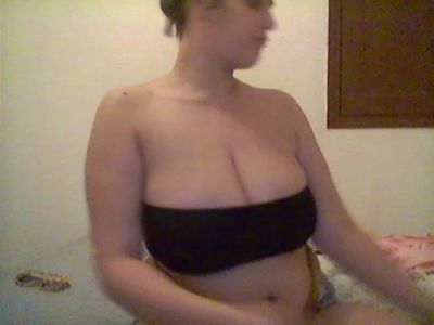 Loula3899 from France