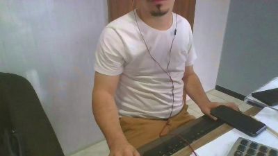 Pablopy00 from Spain