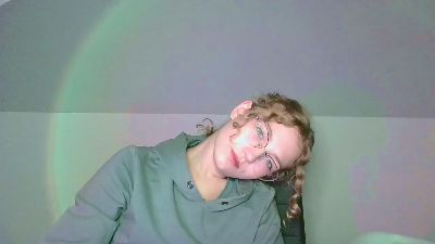 crazy_c_urly from United Kingdom